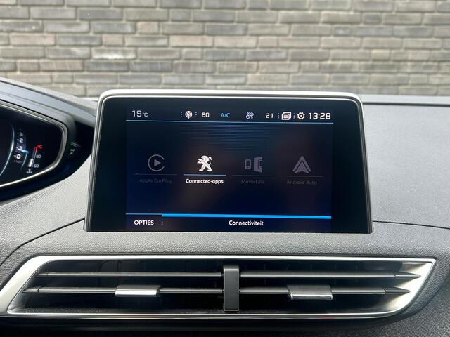 Peugeot 5008 1.2 PureTech Allure l Focal Sound l Navigatie l Trekhaak l 7P
