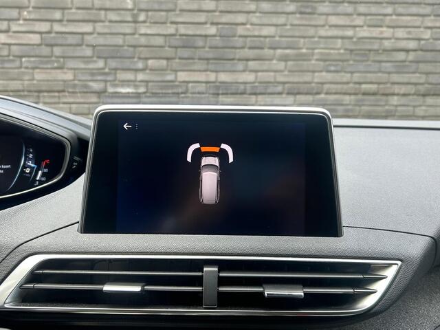 Peugeot 5008 1.2 PureTech Allure l Focal Sound l Navigatie l Trekhaak l 7P