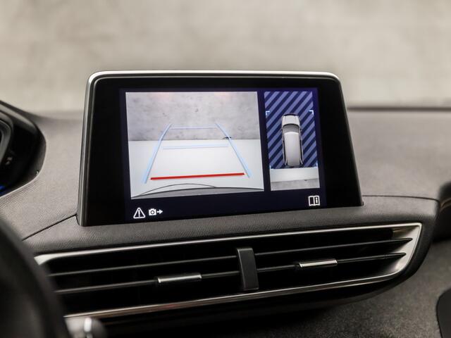 Peugeot 5008 1.2 PureTech GT-Line (APPLE CARPLAY, PANORAMADAK, 360 CAMERA, CRUISE, CLIMATE, LM VELGEN, NIEUWE APK, NIEUWSTAAT)