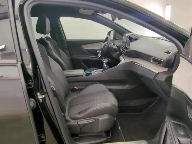 Peugeot 5008 1.2 PureTech GT Carplay | Trekhaak | PDC | Navi | Ad Cruise | Full Led | Keyless | Black Pack | NL-Auto | Dealer Onderh.