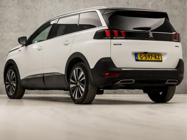 Peugeot 5008 1.2 PureTech GT-Line 7 Persoons (APPLE CARPLAY, 360 CAMERA, LED KOPLAMPEN, SPORTSTOELEN, ZWART HEMEL, GETINT GLAS, NIEUWE APK, NIEUWSTAAT)