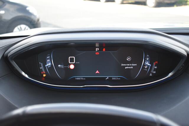 Peugeot 5008 1.5 BlueHDI Allure Pack Business