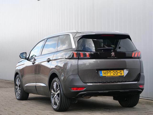 Peugeot 5008 1.2 Hybrid 130 PK Automaat 7-Persoons Carplay / Camera