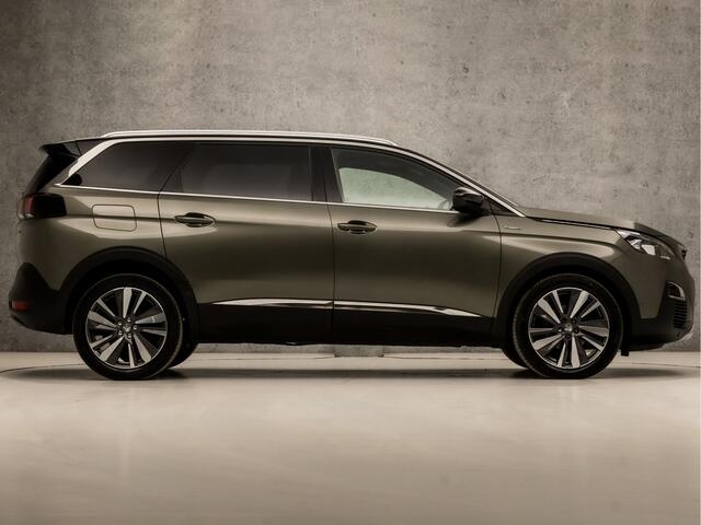 Peugeot 5008 1.2 PureTech GT-Line 7 Persoons (PANORAMADAK, APPLE CARPLAY, GROOT NAVI, 360 CAMERA, LEDER, SPORTSTOELEN, LED KOPLAMPEN, FOCAL AUDIO, KEYLESS, NIEUWSTAAT)