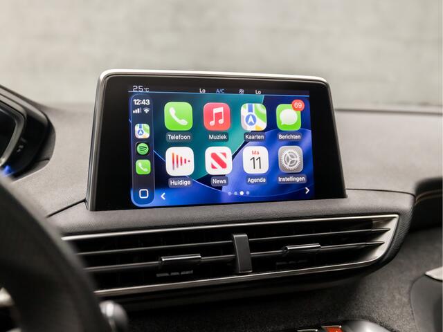 Peugeot 5008 1.2 PureTech GT-Line 7 Persoons (PANORAMADAK, APPLE CARPLAY, GROOT NAVI, 360 CAMERA, LEDER, SPORTSTOELEN, LED KOPLAMPEN, FOCAL AUDIO, KEYLESS, NIEUWSTAAT)