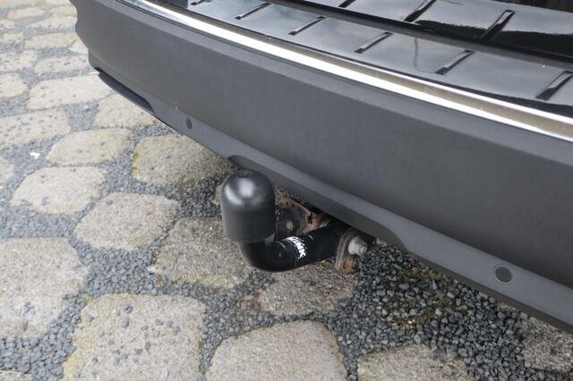 Peugeot 5008 1.2 PT BL. Allure | Trekhaak | Navi | Camera | Stoelverwarming