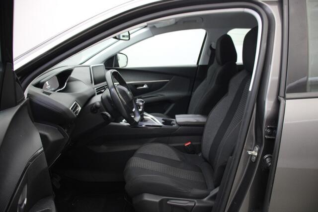 Peugeot 5008 1.2 PureTech Executive 7 Persoons - Carplay, Cruise, Digitaal Cockpit