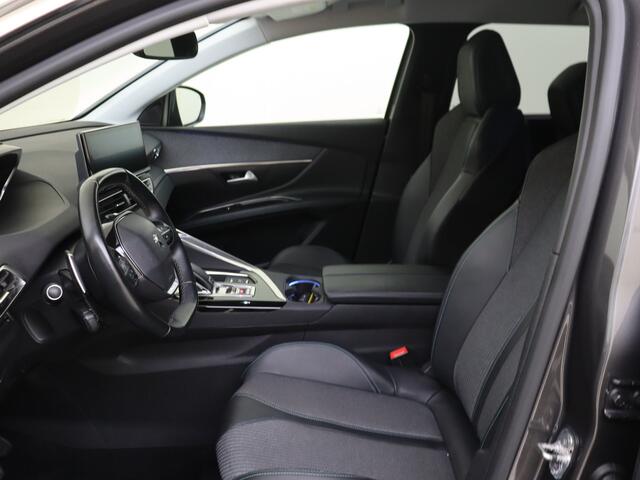 Peugeot 5008 1.2 PureTech Allure Pack | Stoelverarming | Adaptive Cruise | Carplay | Camera |