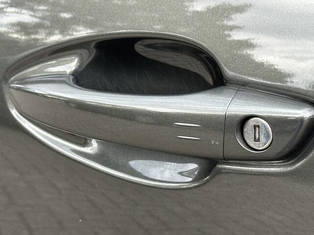 Peugeot 5008 1.2 PureTech Blue Lease Premium 7 zits/Navigatie/Trekhaak/Keyless entry/DB riem vervangen