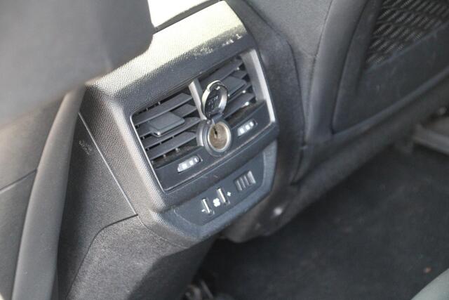 Peugeot 5008 1.2 PureTech Allure Pack NAVIGATIE - PARKEERHULP VOOR+ACHTER - 7 ZITPLAATSEN