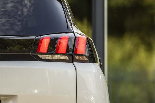 Peugeot 5008 1.2 PureTech Crossway