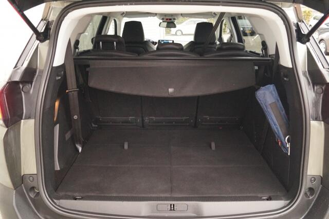 Peugeot 5008 1.5 BlueHDi 130pk Executive -LEER-NAVI-ECC-PDC-