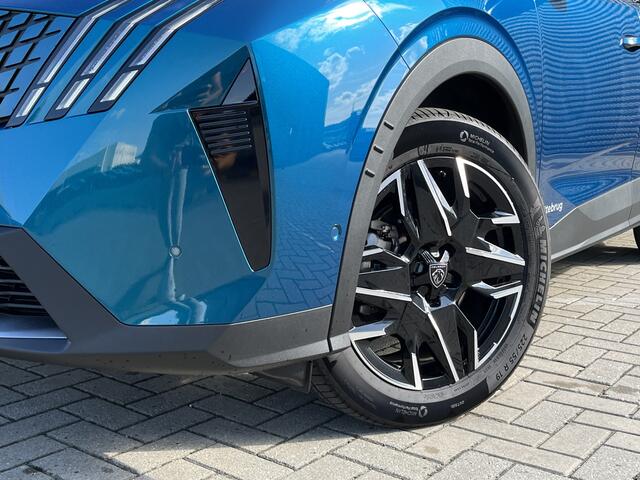 Peugeot 5008 1.2 Hybrid 136 Allure Automaat | 7 Zitplaatsen | Panoramic Navi Pack