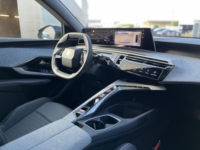 Peugeot 5008 1.2 Hybrid 136 Allure Automaat | 7 Zitplaatsen | Panoramic Navi Pack