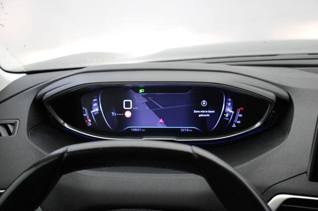 Peugeot 5008 1.2 PureTech Premium 7 Persoons - Carplay, Digital Cockpit, Half Leer, Camera
