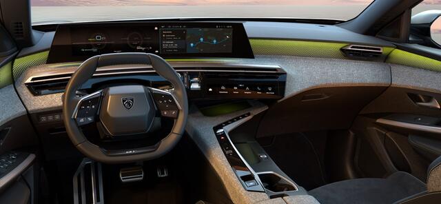 Peugeot 5008 1.6 Plug-in Hybrid 195 GT | Panoramadak | Alcantara