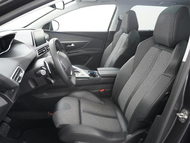 Peugeot 5008 7-Persoons 1.2T 131PK Automaat Apple Carplay Android Auto Adap.Cruise Focal®-Hifi Audio Panoramaschuif-dak Elek.Stoel+Memory+Verwarmd Navi Ecc Blue Premium Avantage 360°Camera Lmv 19" Elek.Achterklep 1e Eigenaar Origineel Nederlandse Auto Zeer compleet