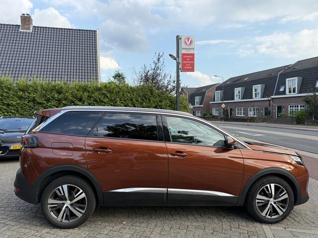 Peugeot 5008 130pk PT Allure Aut. 7p., Camera | Facelift model