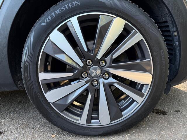 Peugeot 5008 1.2 PureTech GT-Line | Ned. Auto | Trekhaak | Pano-dak | electriche Achterklep | Achteruitrij camera | 7 persoons uitvoering |