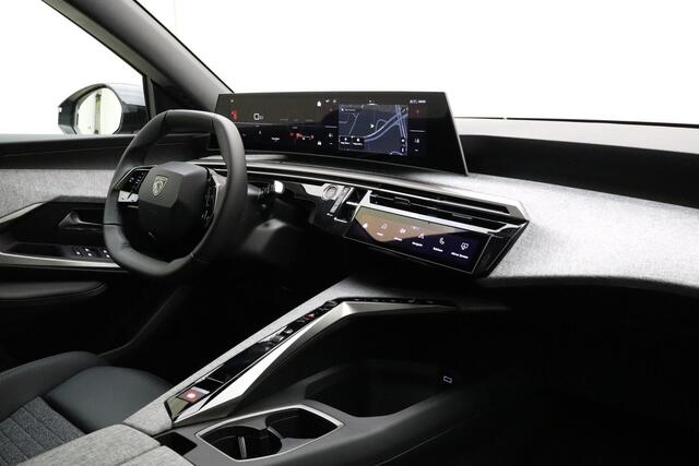 Peugeot 5008 1.2 Hybrid 145 Allure | AUTOMAAT | 7-Zits | Stoelverwarming Voor | Climate Control Voor & Achter | Navigatie | Draadloos Apple Carplay & Android Auto | Keyless Entree |