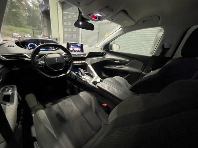 Peugeot 5008 1.6 e-THP Allure | Automaat | Trekhaak | Camera | Getint Glas