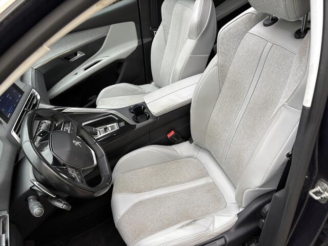 Peugeot 5008 1.2 PureTech Allure / AUTOMAAT / PANORAMADAK / 7 PERSOONS / CRUISE