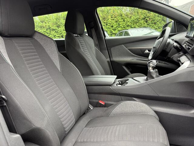 Peugeot 5008 130pk PT Active Pack 7p., Facelift model | Trekhaak