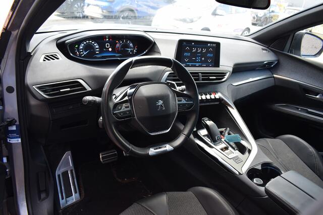 Peugeot 5008 1.6 e-THP GT-Line | Trekhaak | Pano | Half Leer | Camera | CarPlay