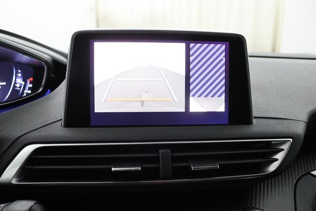 Peugeot 5008 1.2 PureTech*NAVI*CAM*HAAK*CRUISE*ECC*CARPLAY*7PER