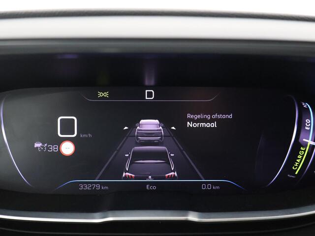 Peugeot 5008 1.2 HYBRID 145 PK AUT. 7-PERS. ALLURE + ADAPTIVE CRUISE | 18 INCH | CAMERA | DIGITALE COCKPIT | APPLE CARPLAY