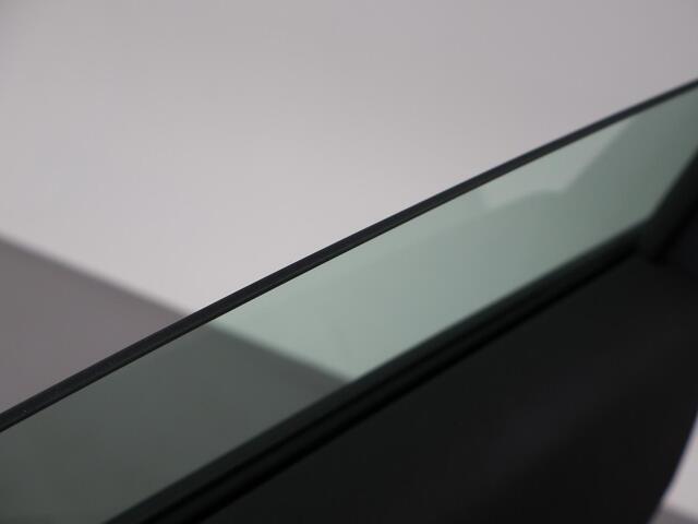 Peugeot 5008 1.2 HYBRID 145 PK AUT. 7-PERS. ALLURE + ADAPTIVE CRUISE | 18 INCH | CAMERA | DIGITALE COCKPIT | APPLE CARPLAY