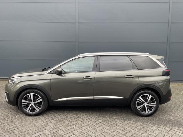 Peugeot 5008 130pk Road Trip (Elektrisch Schuifdak - Elektrische klep - Keyless Entry - Camera - Apple Carplay - Navigatie - Automatische Airco)