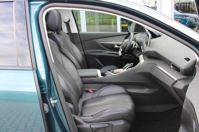 Peugeot 5008 1.2 PureTech Premium Avantage 7P/Trekhaak/Pano/N.A.P.