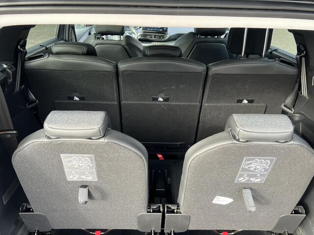 Peugeot 5008 1.5 BlueHDI Allure Pack Business NIEUW MODEL | 7-Persoons | Adaptive Cruise | Elektrische Klep | Keyless Start | Stoelverwarming | Dealeronderhouden | 12 mnd BOVAG Garantie