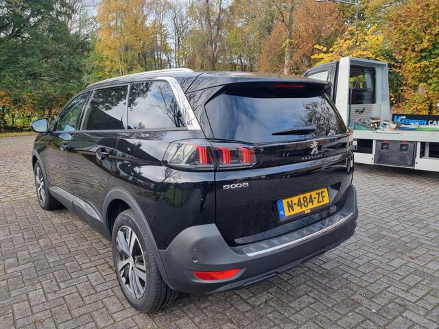 Peugeot 5008 1.2 PT Allure P.Bns