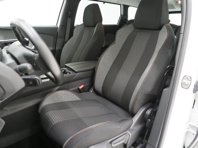 Peugeot 5008 1.2 PureTech 7P. | 360 | Stoelverwarming | PDC | Cruise | Climate | Carplay