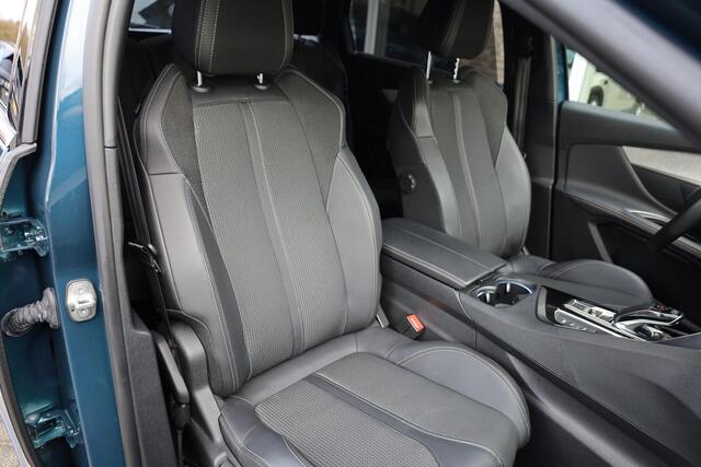 Peugeot 5008 1.2 PureTech GT 7-ZITTER! HALF-LEER CARPLAY 360-CAMERA STOELVERW. VIRTUAL-COCKPIT DEALERONDERH. SPORTSTUUR/STOELEN STUURFLIPPERS DAB CRUISE CLIMA NAVI 2XPDC 18''LMV