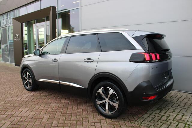 Peugeot 5008 1.2 PureTech 130PK Allure Pack Automaat 7-zits Airco Navi Camera Carplay 53.475km