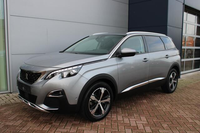 Peugeot 5008 1.2 PureTech 130PK Allure Pack Automaat 7-zits Airco Navi Camera Carplay 53.475km