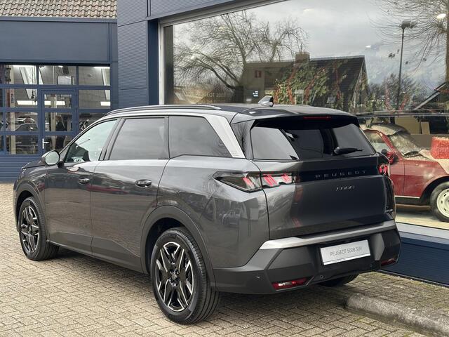 Peugeot 5008 1.2 Hybrid 145 PK Allure | Hybride Automaat | 7 Zitplaatsen | AGR Comforstoel met Stoelverwarming | Afneembare Trekhaak | Navigatie | Climate Control | Cruise Control | Parkeercamera | Keyless Entry | LED Verlichting | Dakrails | 19" Lichtmetalen Velgen |