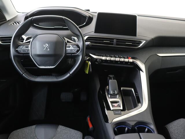 Peugeot 5008 1.2 PureTech Allure | Elektrische Stoelen | Stoelverwarming | Camera | Trekhaak | Ruime 5 Zits Automaat !