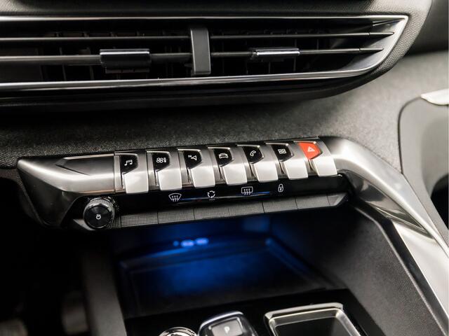 Peugeot 5008 1.2 PureTech Allure Sport 7 Persoons Automaat (FACELIFT, APPLE CARPLAY, GROOT NAVI, LEDER, 360 CAMERA, KEYLESS, SPORTSTOELEN, ELEK ACHTERKLEP, GETINT GLAS, LED KOPLAMPEN, TREKHAAK, NIEUWE APK, NIEUWSTAAT)