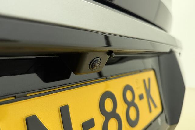 Peugeot 5008 e-5008 GT Avantage 73 kWh 100% Elektrisch | Panoramisch schuifdak Pack | 360 vision & Drive Assist Plus Pack (GT) | Warmtepomp | Mistral Executive Interior (GT) | Demo