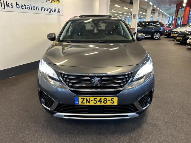 Peugeot 5008 1.6 BlueHDI Blue Luxury Premium 7 Persoons | Panoramadak | 360 Camera | Digital dashboard | Cruise control | Climate control | Half-Lederen bekleding | Apple carplay | Navigatie | LED | Elek. inklapbare spiegels