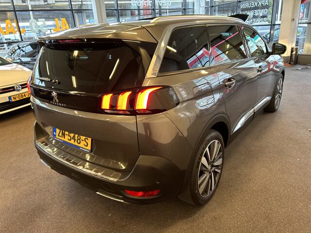 Peugeot 5008 1.6 BlueHDI Blue Luxury Premium 7 Persoons | Panoramadak | 360 Camera | Digital dashboard | Cruise control | Climate control | Half-Lederen bekleding | Apple carplay | Navigatie | LED | Elek. inklapbare spiegels