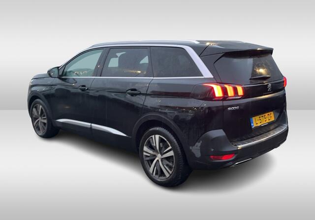Peugeot 5008 1.6 e-THP GT-Line 7p. / Camera / Half leder / 18'' / Virtual Cockpit / Dodehoek / LED Koplampen / Navigatie / Stoelverwarming / DAB / Cruise Control
