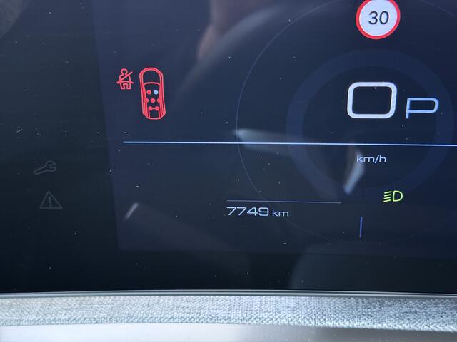 Peugeot 5008 1.2 Hybrid 136 Allure