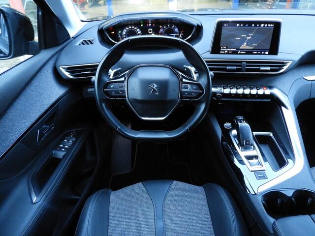 Peugeot 5008 7-PERS AUTOMAAT 130PK BLUE LEASE PREMIUM