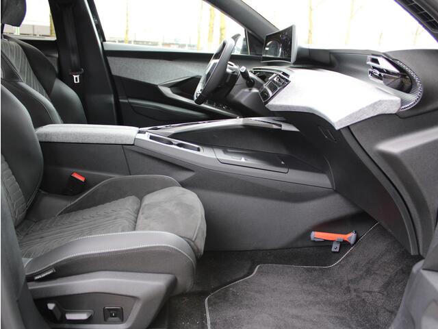 Peugeot 5008 e-5008 GT Avantage 73 kWh | Navi / Camera / Climate