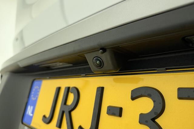 Peugeot 5008 1.2 Hybrid 145 GT | 7 Persoons | Elektr. achterklep | Adaptieve Cruise Control | Stoel- & stuurverwarming | Achteruitrijcamera | Keyless Entry